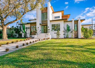 Snell Isle Modern Luxury